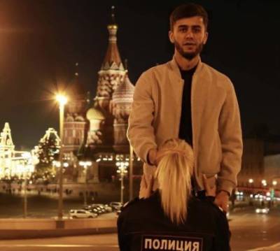 Второй — пошел: блогера Бобиева вышлют за грязное видео на Красной площади