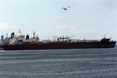 РФ в июле опустилась на 3-е место по экспорту нефти и нефтепродуктов в США - EIA
