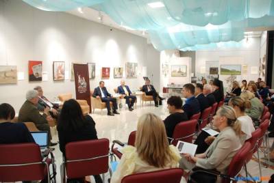 В Южно-Сахалинске обсудили проблемы и перспективы сохранения исторической памяти