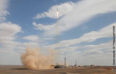 Рогозин заявил, что ракета "Союз-2" будет эксплуатироваться еще 9-10 лет