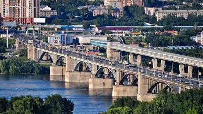 В Новосибирске объявлен аукцион на ремонт Октябрьского моста за 43,6 млн рублей