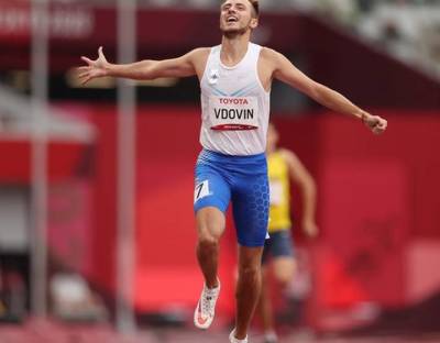Россиянин Андрей Вдовин завоевал серебряную медаль Паралимпиады в беге