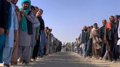 Двух афганских беженцев из США вышлют в Косово