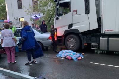В Ярославле дальнобойщик умер прямо на городской улице