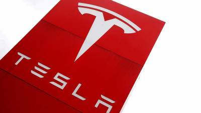 В Tesla назвали точную дату выпуска полного автопилота
