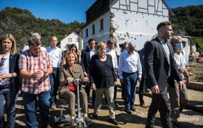 Ангела Меркель посетила пострадавшие в июне от наводнения районы в Германии