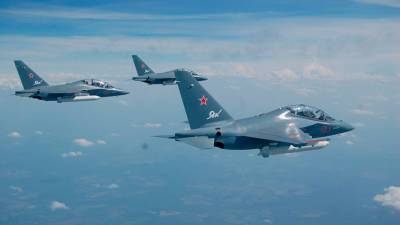 Россия продолжает поставки Мьянме самолётов Як-130