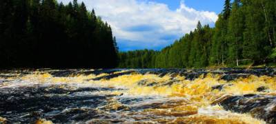 Следком проводит проверку по факту гибели туриста на реке в Карелии