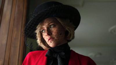 Кристен Стюарт общалась с инсайдерами из королевской семьи во время съемок «Спенсер»