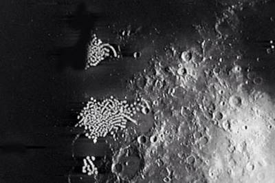На аукцион выставили более 300 снимков из лунных экспедиций США