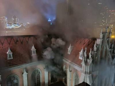 Украинские компании начали собирать средства для восстановления костела Святого Николая после пожара