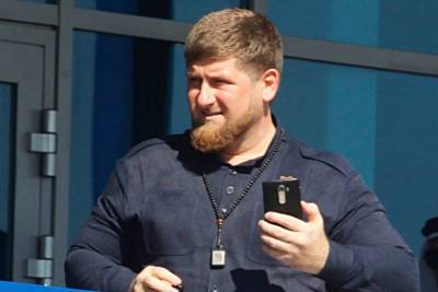 Кадыров поручил искоренить денежные поборы в школах Чечни