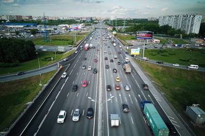Движение на Щелковском шоссе восстановили после ДТП с катком