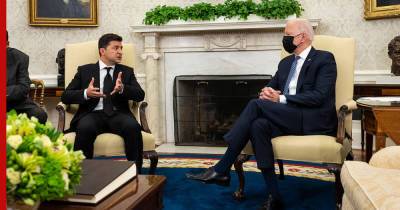 "Странную выходку" и неуместную просьбу президента Украины отметили в США