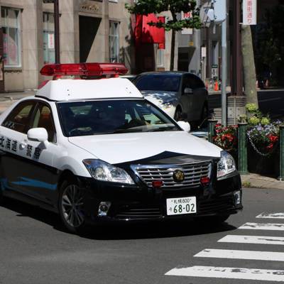 На автомобиль с японским режиссером Такэси Китано напал мужчина с ножом и киркой