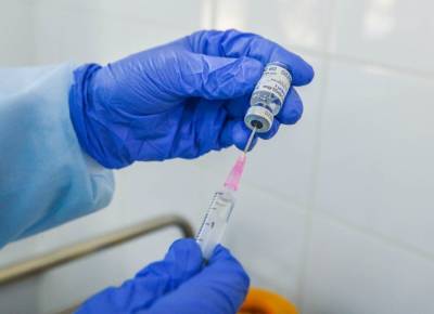 Прививку от коронавируса получили еще почти 70 тысяч украинцев – МОЗ