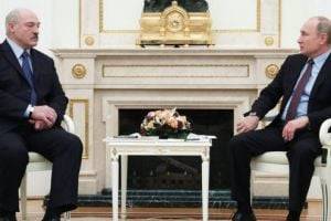 "Никакой речи о потере суверенитета нет", - заявил Лукашенко после встречи с Путиным
