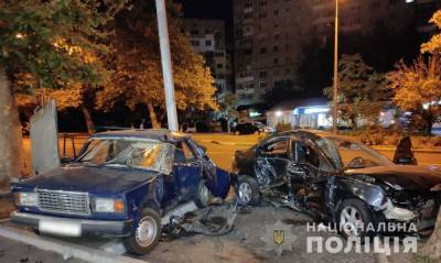 В Черноморске в ДТП пострадали две девушки и два автомобиля