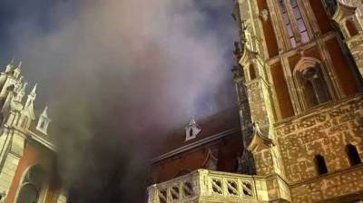 Пожар в костеле Святого Николая: министр Ткаченко обвиняет в ЧП киевскую власть