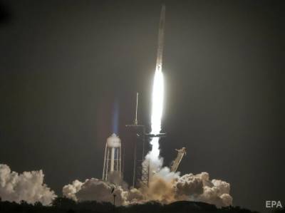 SpaceX назвала дату запуска в космос первой гражданской миссии