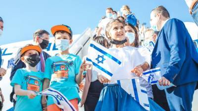 Численность населения Израиля достигла 9.39 млн. Темпы репатриации вновь растут