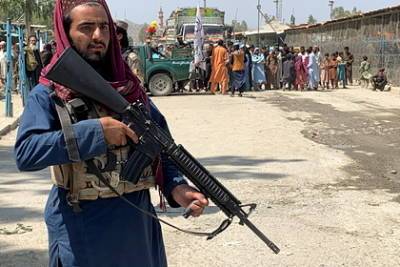 Талибы запретили вступать в свое движение ряду людей
