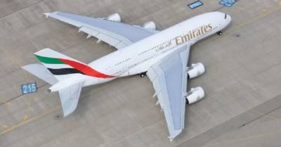 Airbus досрочно передаст в Дубай три гигантских авиалайнера (ФОТО)