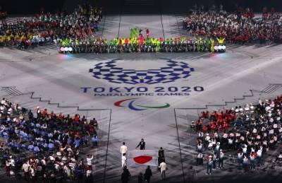 Токио вручил Паралимпийский флаг столице будущих Игр Парижу
