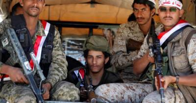 Повстанцы из Йемена атаковали ракетами и беспилотниками объекты в Саудовской Аравии