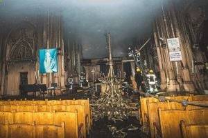 Пожар в костеле: украинский бизнес за день собрал 18 млн грн на восстановление