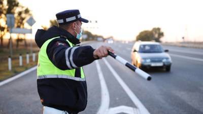 «Из-за угрозы безопасности дорожного движения»: в МВД предупредили о штрафах за дополнительные динамики в автомобиле