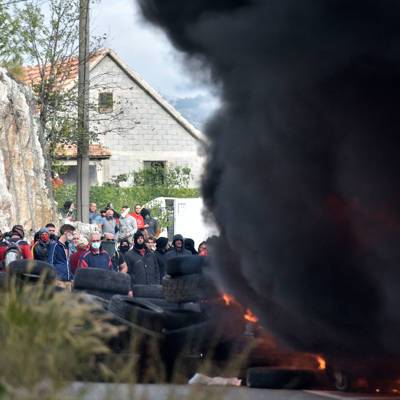 20 полицейских пострадали в ходе протестов в Черногории