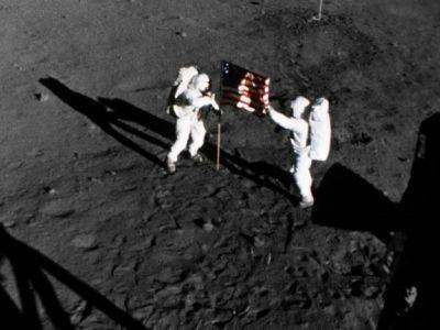Егор Седов: На опубликованном ныне снимке мы отчетливо видим место посадки "Аполлона-11"