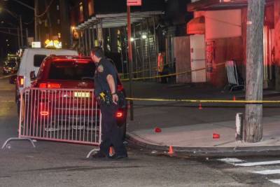 Теперь в Нью-Йорке: от стрельбы в Бронксе пострадали семеро