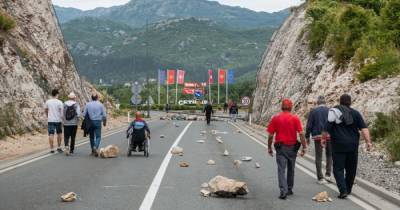 Протесты против митрополита в Черногории: пострадали десятки полицейских