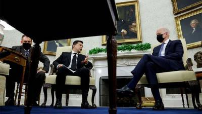 Порошенко заявил о нулевых итогах визита Зеленского в Вашингтон