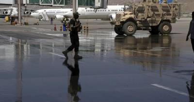 Аэропорт Кабула возобновил некоторые внутренние авиарейсы
