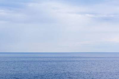 В Каспийском море обнаружили пропавший катер с тремя детьми