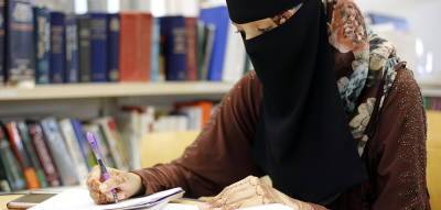 Франс Пресс: для студенток афганских частных университетов ввели обязательное ношение никабов