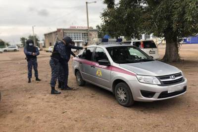 В Бурятии четверо молодчиков угнали машину из ограды дома