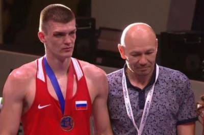 Боксеры из Хабаровского края взяли золото и бронзу на Чемпионате России