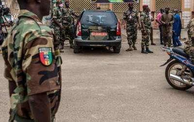 Посольство в Гвинее не получало запросов о помощи от россиян на фоне мятежа