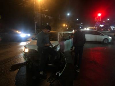 Автомобиль «Яндекс.Такси» попал в ДТП на Московском шоссе
