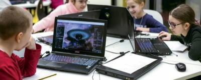 В омские школы закупают новые компьютеры на 507 млн рублей