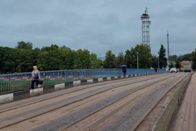 Живой мост в Старой Руссе отремонтируют менее чем за три недели