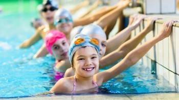 В Вологде бесплатно смогут заниматься в бассейне почти 5 тысяч ребят
