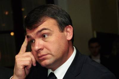 Экс-министр обороны Сердюков получил бизнес-центр бывшей жены