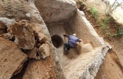 Археологи обнаружили неожиданный золотой клад в Израиле (Фото)