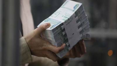 Около 17 тыс. россиян зарабатывают более 1 млн рублей в месяц