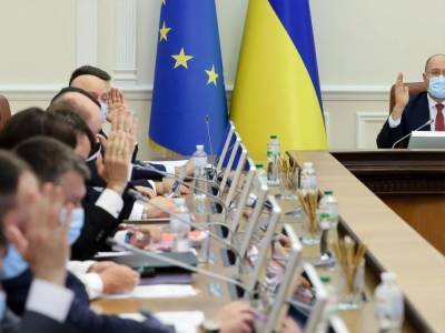СМИ назвали украинских министров, которых могут уволить в сентябре
